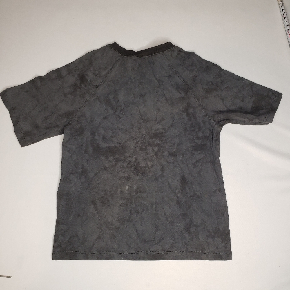 Gucci Gray Kids Tee with Red Graphic - Picture 5 of 9